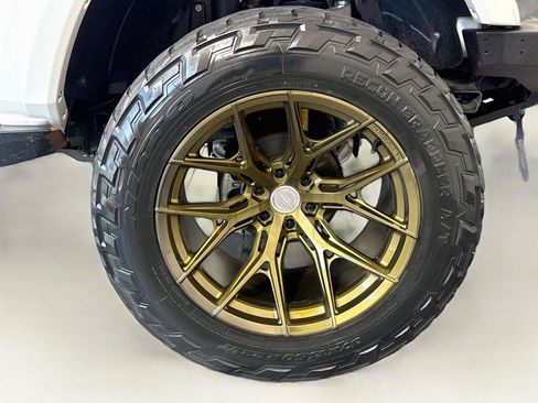 Used 2021 Ford Bronco Black Diamond w/ Sasquatch Package AWD/4WD image 29