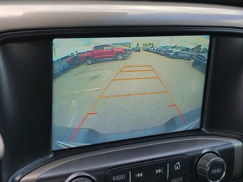 Used 2017 Chevrolet Silverado 1500 High Country AWD/4WD image 21