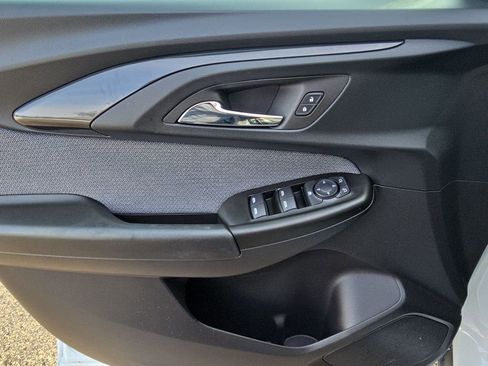 Certified 2023 Chevrolet TrailBlazer LT w/ Convenience Package image 23