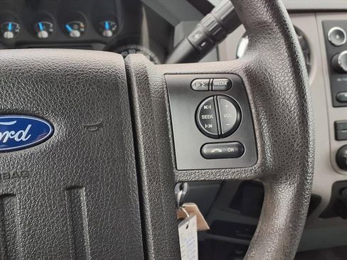 Used 2016 Ford F250 XLT image 9
