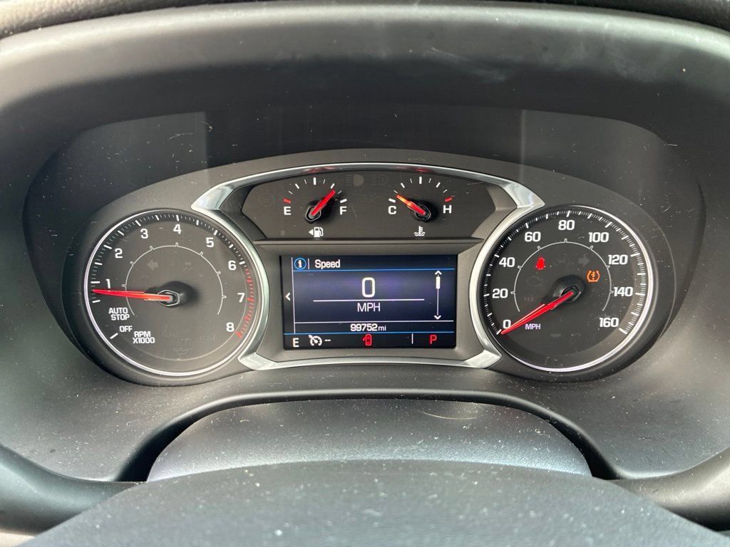 Used 2022 GMC Acadia SLE w/ Elevation Edition FWD image 28