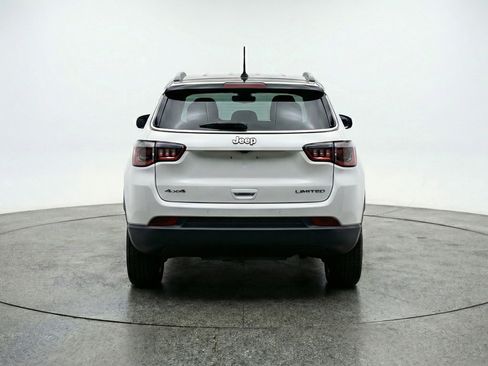 Used 2025 Jeep Compass Limited AWD/4WD image 7