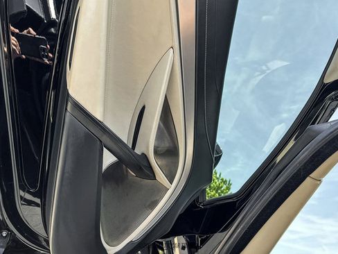Used 2018 McLaren 720S Luxury RWD image 28