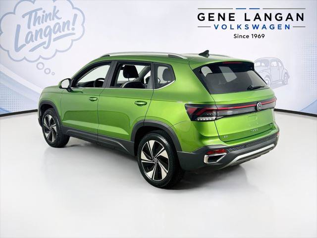 New 2027 Volkswagen Taos SE AWD/4WD image 7