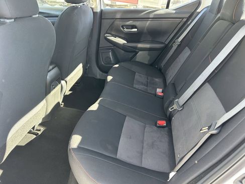 Certified 2025 Nissan Sentra SR image 14