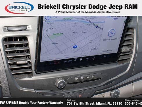 Used 2023 Ford E-Transit Medium Roof image 27