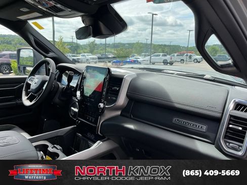 New 2026 RAM 2500 Laramie AWD/4WD image 29