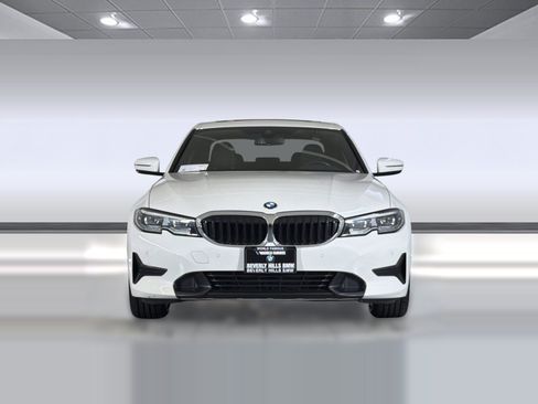 Used 2020 BMW 330i Sedan w/ Convenience Package RWD image 5