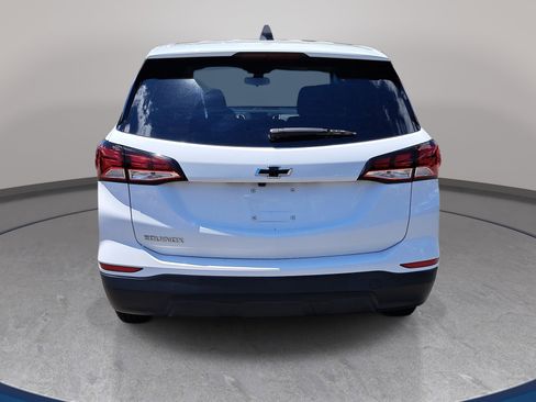 Used 2022 Chevrolet Equinox LS w/ LS Convenience Package FWD image 6
