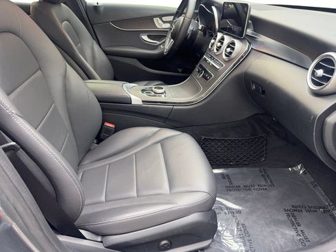 Used 2019 Mercedes-Benz C 300 Sedan image 42