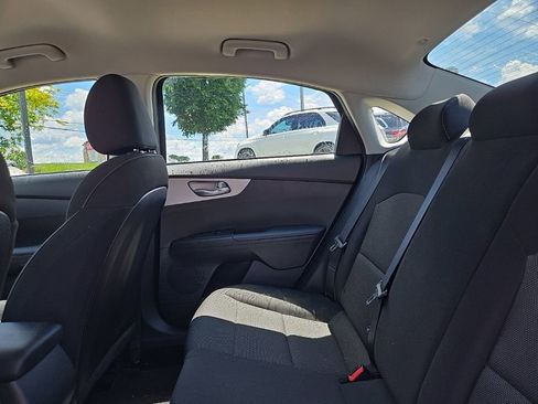 Certified 2023 Kia Forte LXS FWD image 30