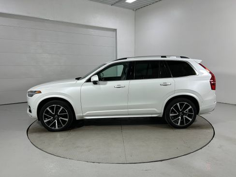 Used 2018 Volvo XC90 T6 Momentum w/ Convenience Package AWD/4WD image 21