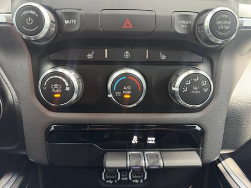 Used 2024 RAM 1500 Lone Star RWD image 20