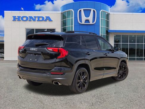 Used 2019 GMC Terrain SLT w/ Preferred Package FWD image 3