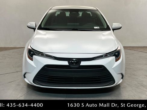Used 2024 Toyota Corolla LE FWD image 8