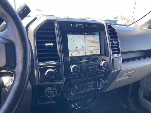 Used 2017 Ford F150 XLT w/ Equipment Group 302A Luxury AWD/4WD image 16