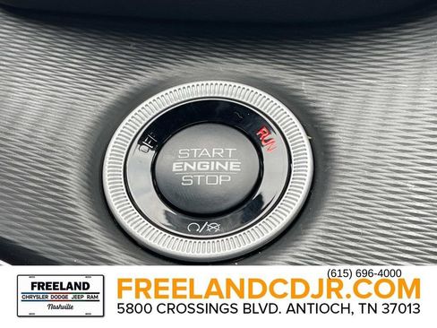 New 2025 Jeep Grand Cherokee Altitude w/ Trailer Tow Package AWD/4WD image 29