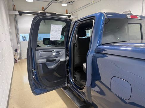 Used 2021 RAM 1500 Big Horn AWD/4WD image 14