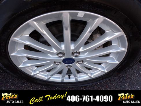 Used 2015 Ford C-MAX SE image 10