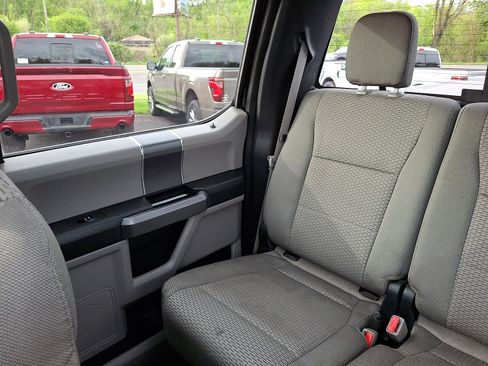 Used 2015 Ford F150 XLT w/ Equipment Group 302A Luxury AWD/4WD image 18