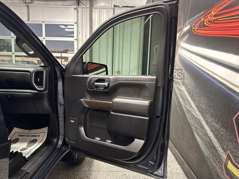 Used 2021 Chevrolet Silverado 1500 LT Trail Boss w/ Convenience Package II AWD/4WD image 29