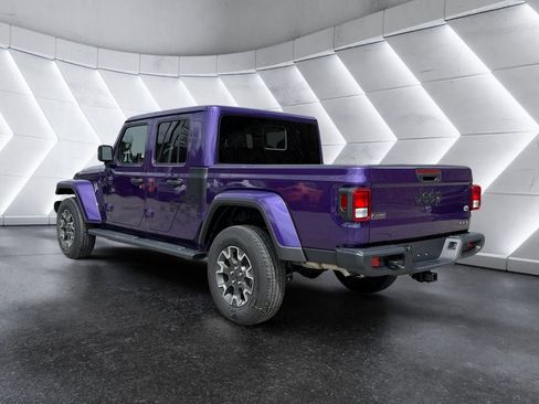 New 2026 Jeep Gladiator Sport AWD/4WD image 4