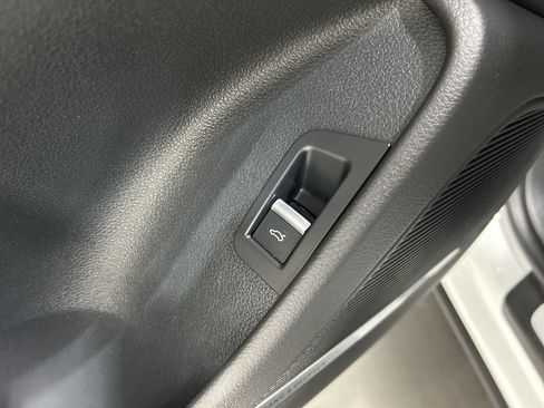 Used 2023 Audi Q8 Prestige image 13