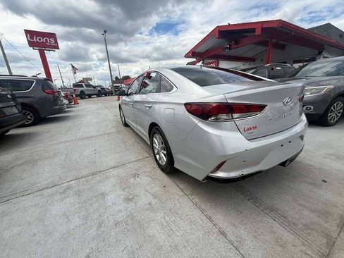 Used 2019 Hyundai Sonata SE FWD image 5