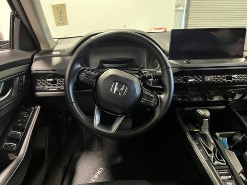 Used 2024 Honda Accord Touring image 21