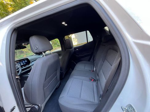 Used 2025 Chevrolet Equinox LT image 22