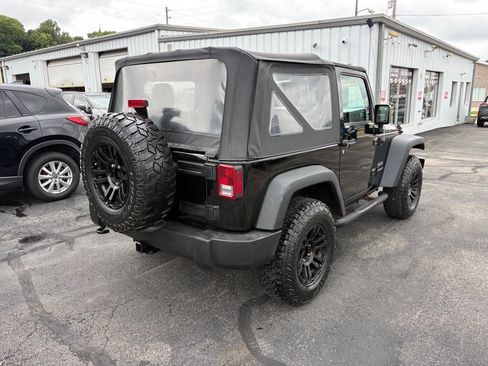 Used 2017 Jeep Wrangler Sport w/ Trailer Tow Group AWD/4WD image 3