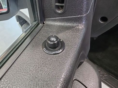 Used 2014 Ford F150 FX4 w/ Equipment Group 402A Luxury AWD/4WD image 24