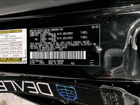 Used 2025 Lexus RX 450h Luxury w/ Convenience Package image 35