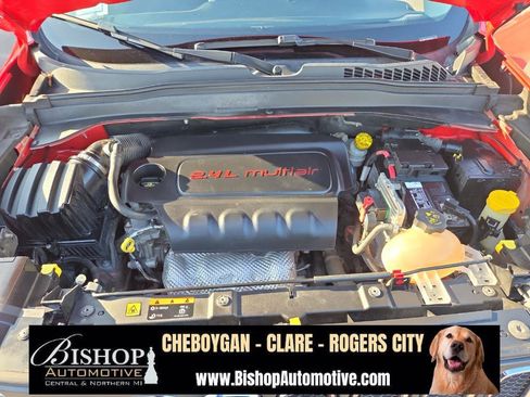 Used 2016 Jeep Renegade Latitude image 7