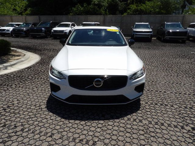 Certified 2025 Volvo S60 T8 Plus AWD/4WD image 3
