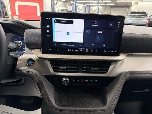 Certified 2026 Ford Explorer Active AWD/4WD image 17