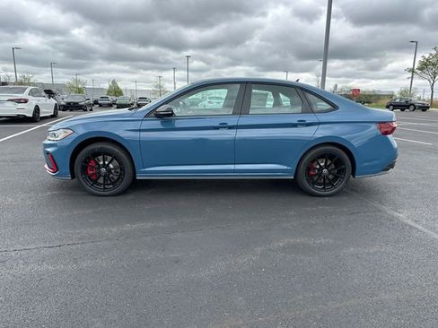 New 2026 Volkswagen Jetta GLI Autobahn FWD image 4