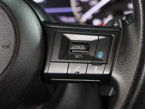 Used 2024 Nissan Rogue SV FWD image 14