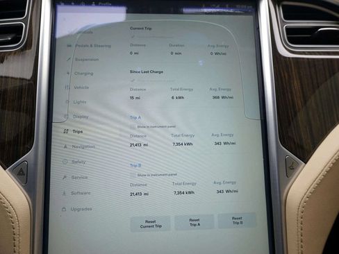 Used 2013 Tesla Model S RWD image 23