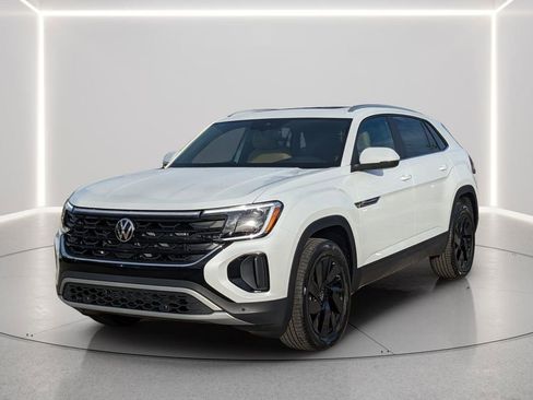 New 2026 Volkswagen Atlas Cross Sport SE image 9