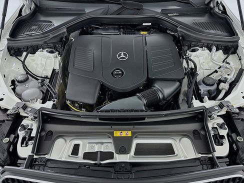 New 2026 Mercedes-Benz GLC 300 image 10