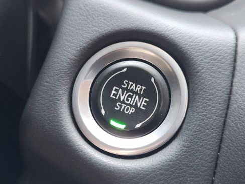 Used 2022 Chevrolet Tahoe Z71 w/ Z71 Off-Road Package image 23