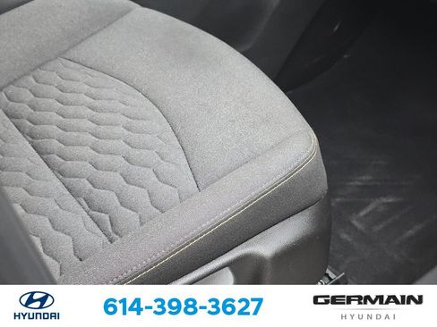 Used 2021 Chevrolet Equinox LT FWD image 27