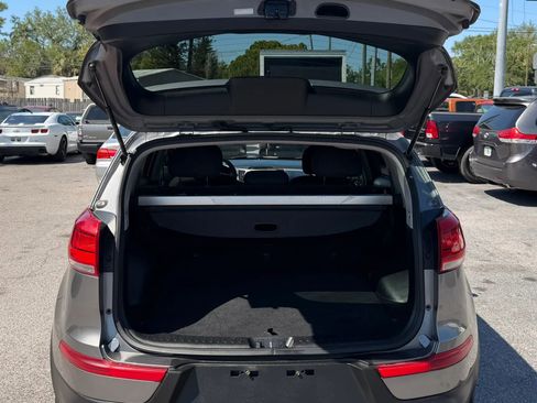 Used 2016 Kia Sportage LX w/ LX Popular Package image 18