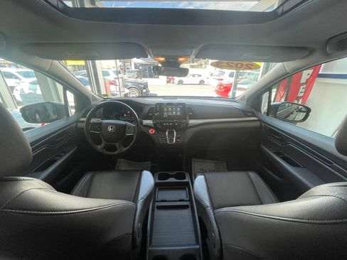 Used 2023 Honda Odyssey EX-L image 20