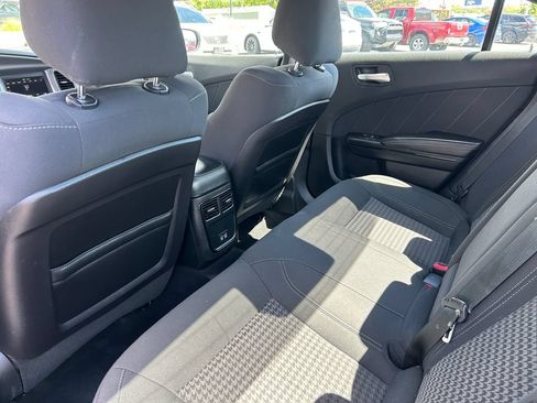 Used 2019 Dodge Charger SXT w/ Blacktop Package RWD image 29
