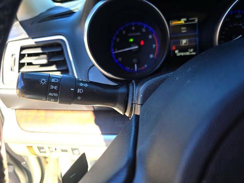 Used 2016 Subaru Outback 2.5i Limited AWD/4WD image 20