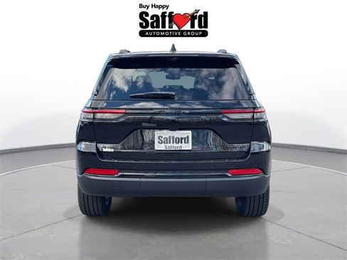 New 2025 Jeep Grand Cherokee Limited w/ Luxury Tech Group II image 7