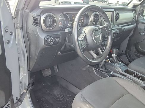 Used 2021 Jeep Gladiator Sport AWD/4WD image 10