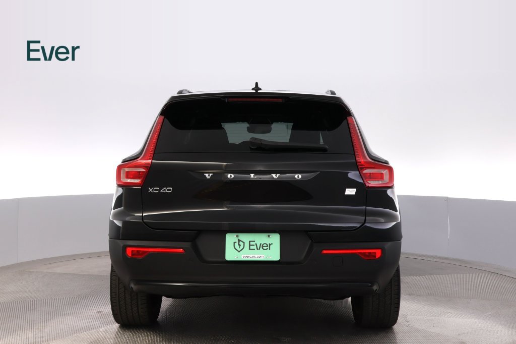 Used 2024 Volvo XC40 Recharge Core w/ Protection Package Premier AWD/4WD image 15